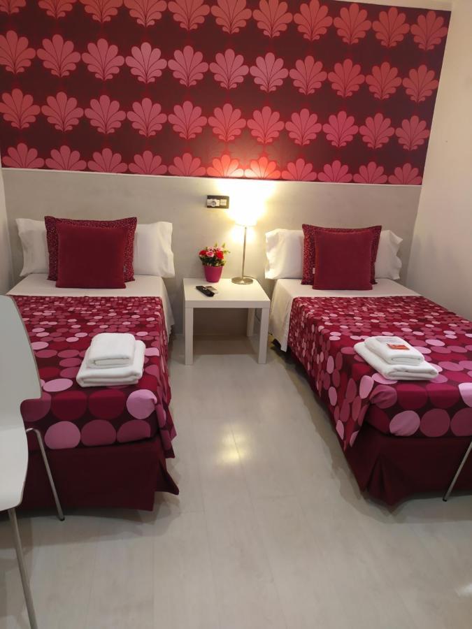 Hostal Inn Madrid Eksteriør billede