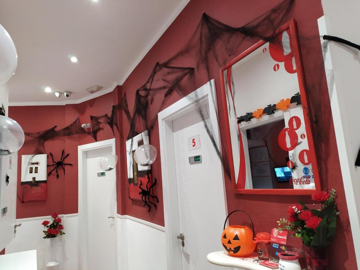 Hostal Inn Madrid Eksteriør billede