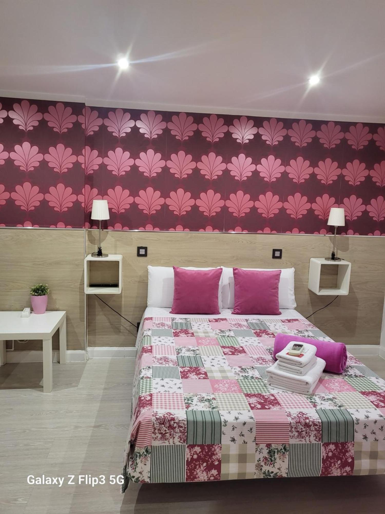 Hostal Inn Madrid Eksteriør billede