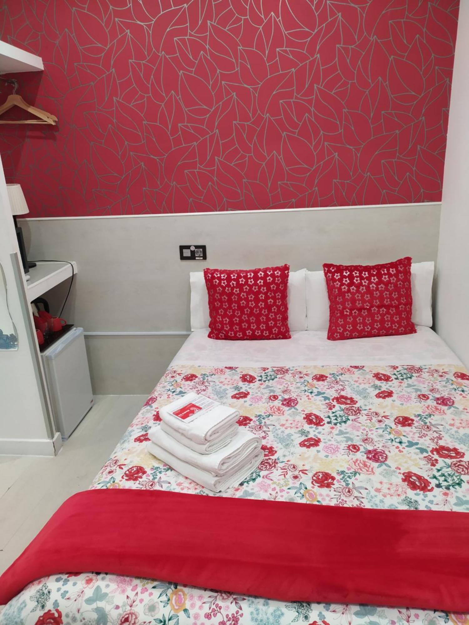 Hostal Inn Madrid Eksteriør billede