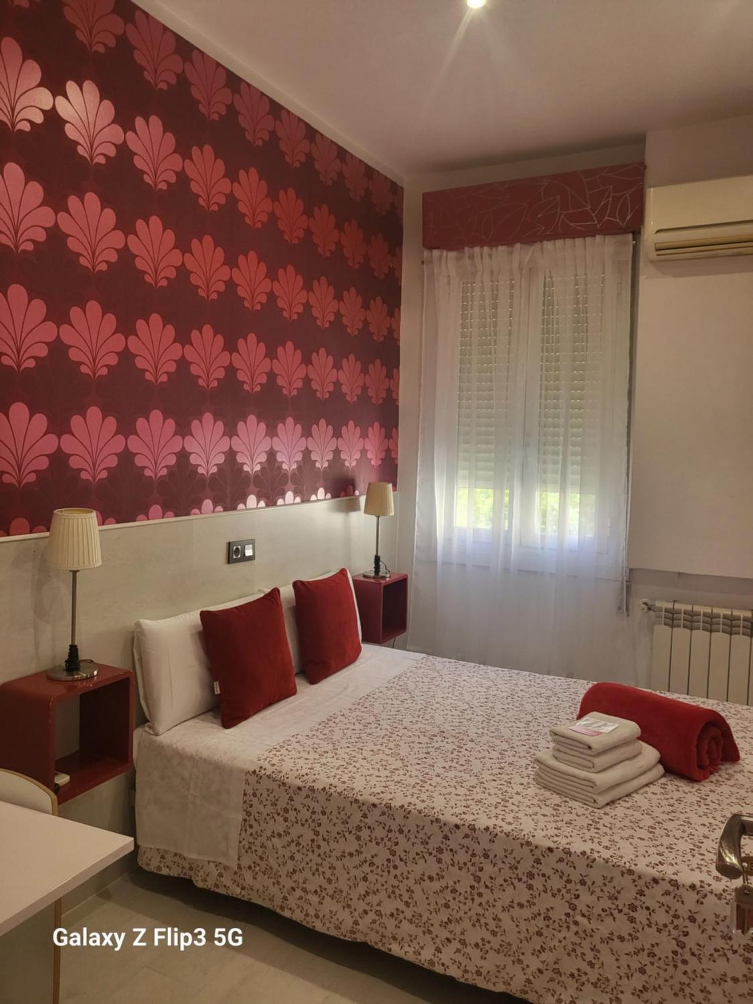 Hostal Inn Madrid Eksteriør billede